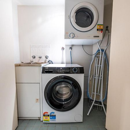 Cozy 2 Bedroom Apartment Surry Hills سيدني المظهر الخارجي الصورة